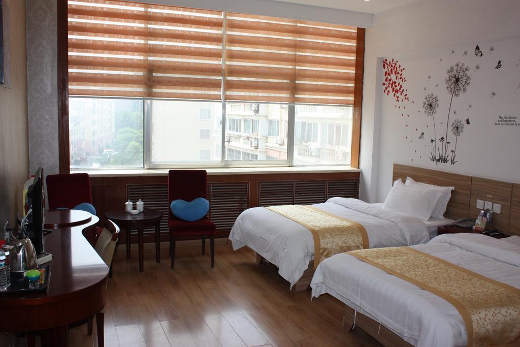 Qingdao Hongyun Jiahe Business Hotel Екстериор снимка
