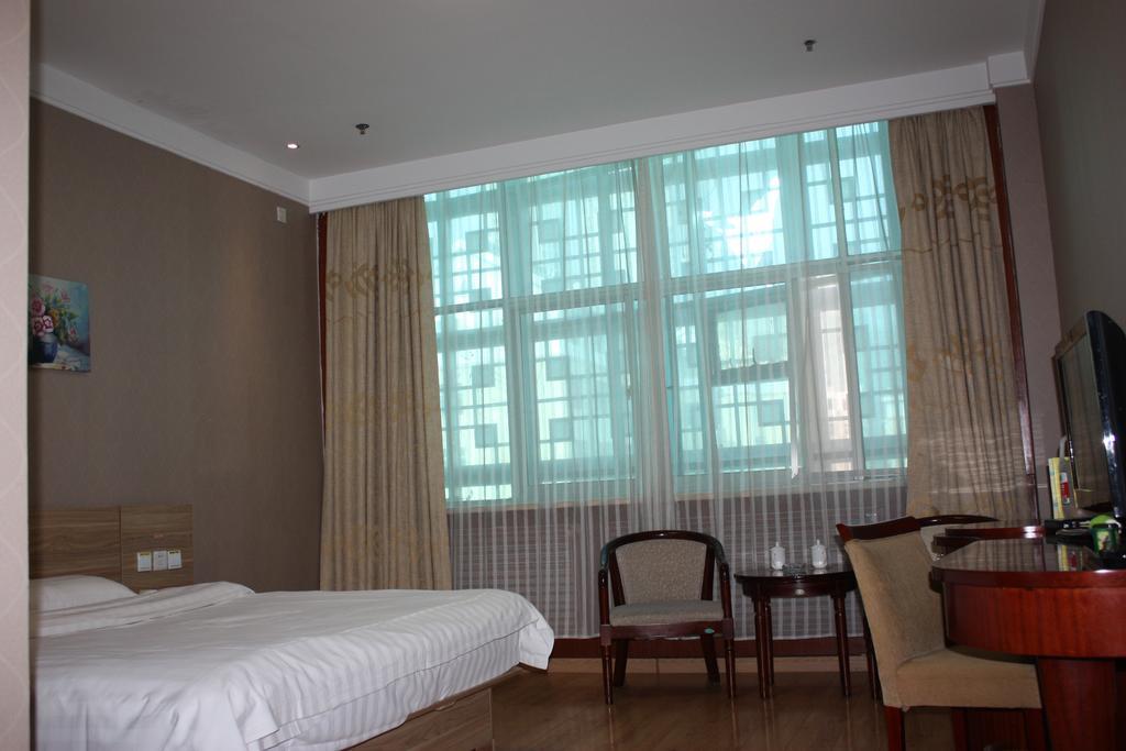 Qingdao Hongyun Jiahe Business Hotel Екстериор снимка
